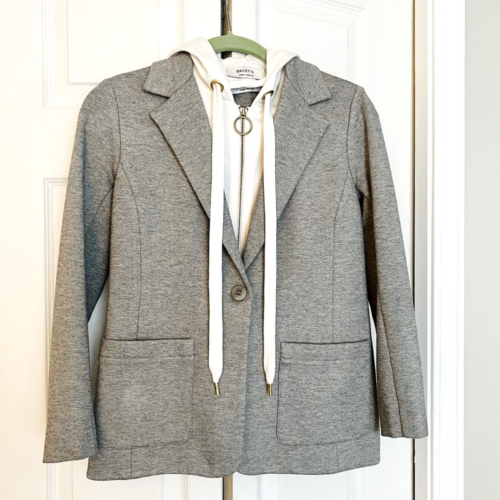 Bailey44 Blazer w/Removable Hood